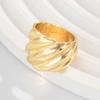Fashion Sense Inlaid Pearl Flower Ring Simple Pleated Round Alloy Ring Set Daily Commuting Retro High-class Sense of Women's Jewelry