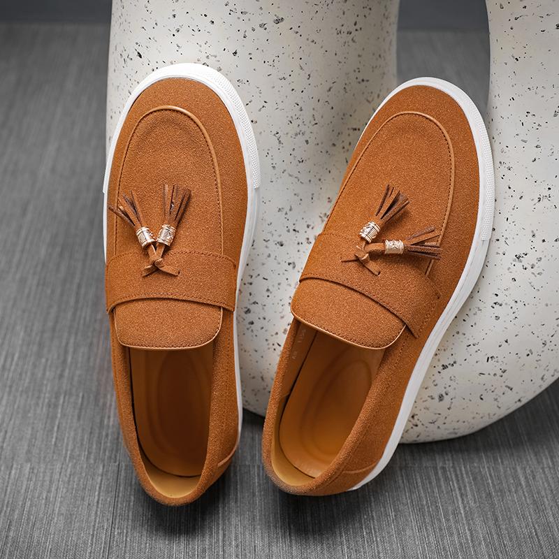 New Luxury Men Slip On Black Brown Tassel Loafter Leisure Leather Shoes Male Comfortable Sneakers Tenis Masculino Zapatos Hombre