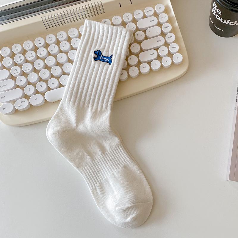 Men's Trendy Mid-High Cotton Socks with Polar Bear Embroidery - Black & White Sports Long Socks