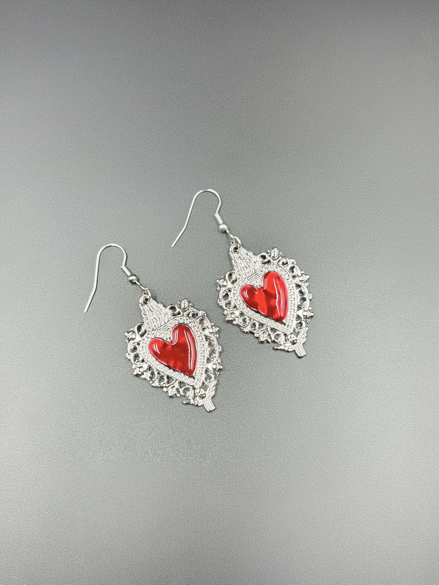 Европейские готические панк серьги-летучие мыши в форме сердца - Хэллоуинский стиль