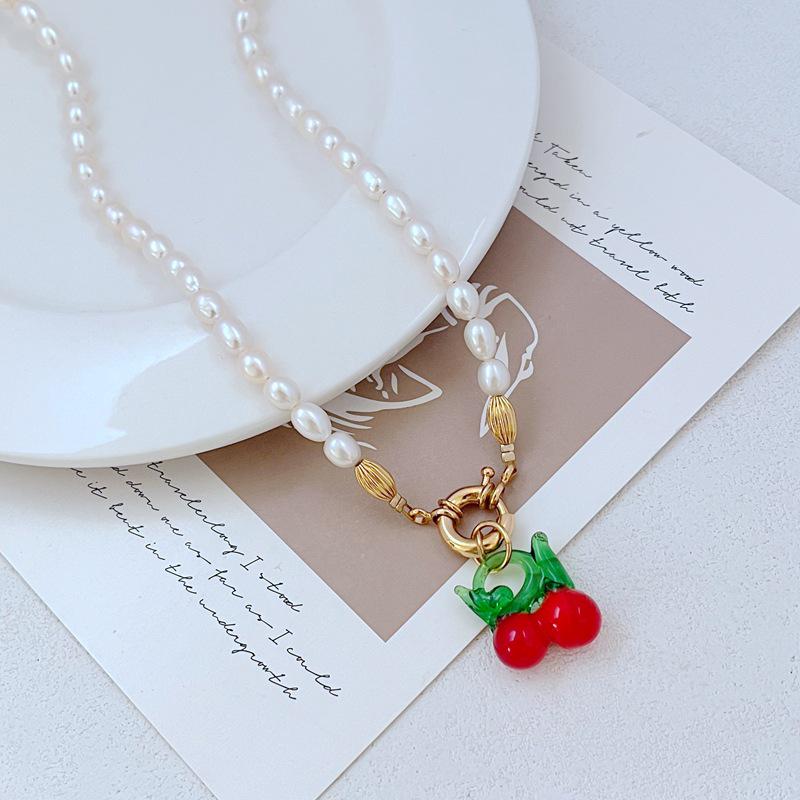 

Chic Luxury Freshwater Pearl & Lapis Cherry Clavicle Necklace