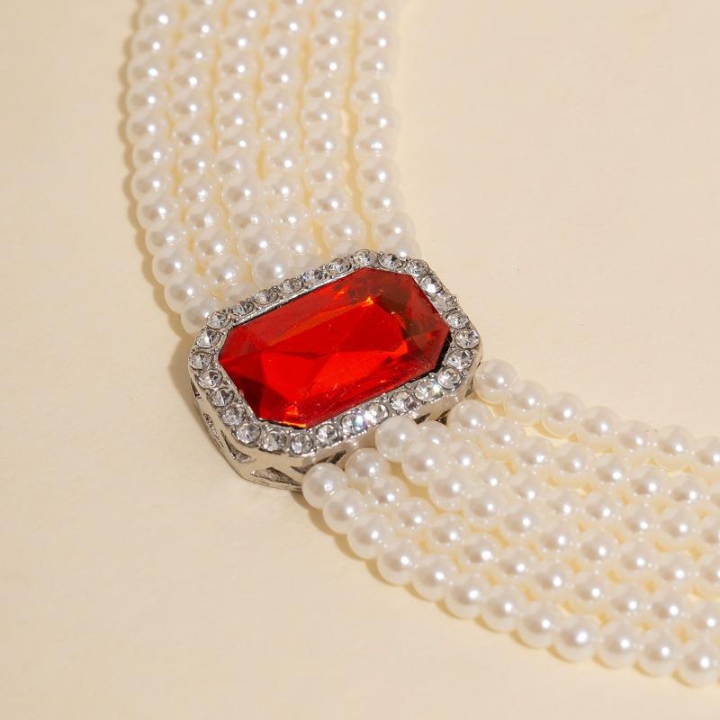 Barocker Hofstil elegantes geschichtetes Diamantcollier
