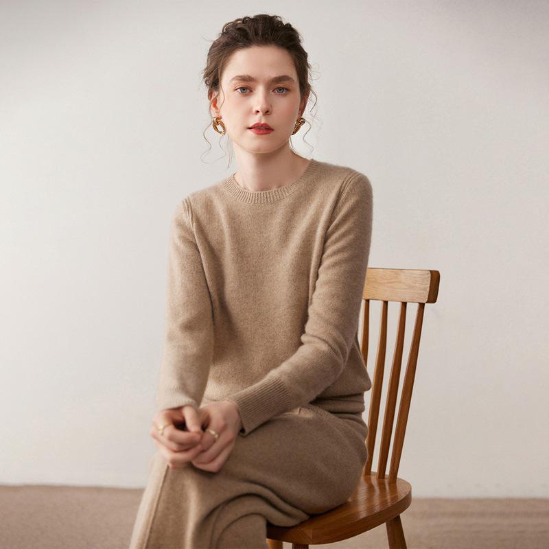 Women's Cashmere Crew Neck Sweater - Soft Knitted Pullover for Autumn/Winter