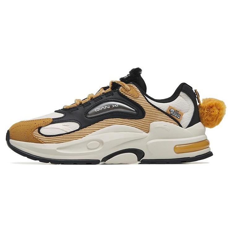 (WMNS) ANTA Millennium 5.0 Low White Black Khaki Women s 122248890-10 EU 36