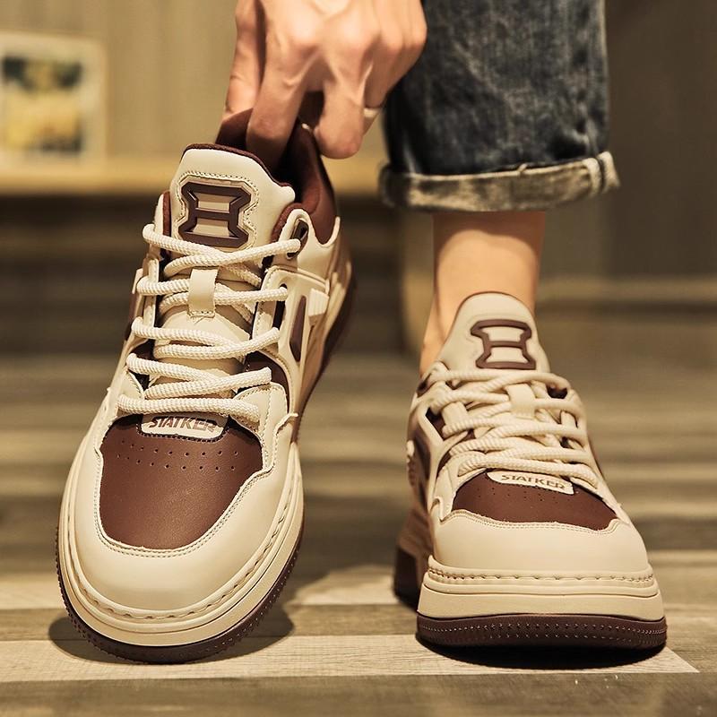 Brot Herrenschuhe Herbst Nischendesign kleine weiße Board-Schuhe dicke Sohle erhöhend lässig vielseitig rutschfeste weiche Sohle Sport Trendschuhe