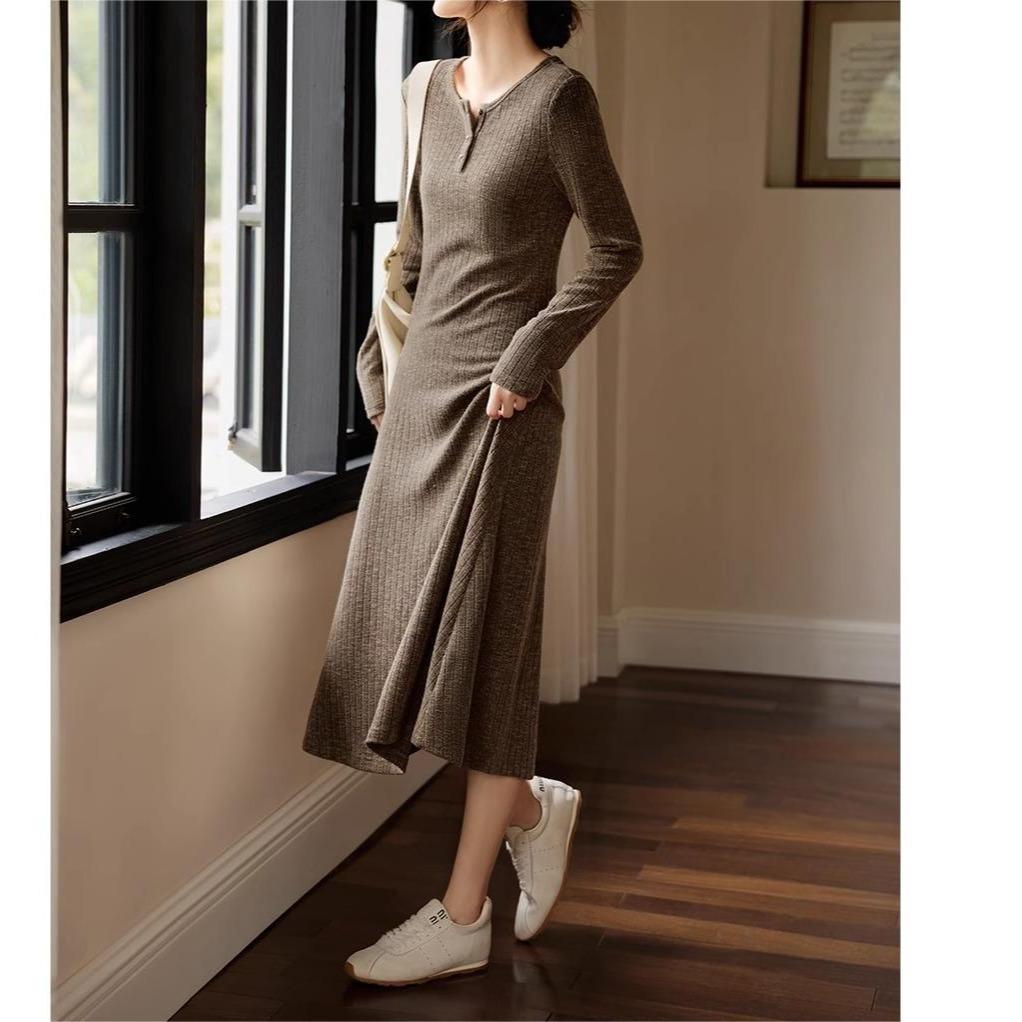 

Трикотажное платье для женщин осень новый тонкий круглый вырез темперамент длинная юбка 2XL