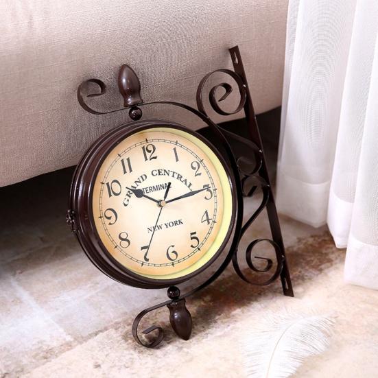 Decorative Clock European Style Rust-proof Wrought Iron Battery Operated Non-Ticking Retro Wall Clock