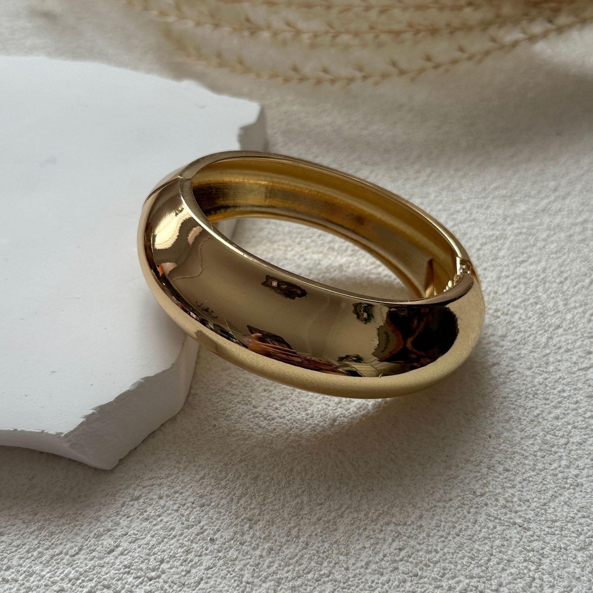 

Бохо Красный Бежевый Акриловая Смола Массивные Браслеты для Женщин на Руку Готический Геометрический Шарм Широкий Хип-Хоп Металлический Браслет-Манжета Мужские Украшения