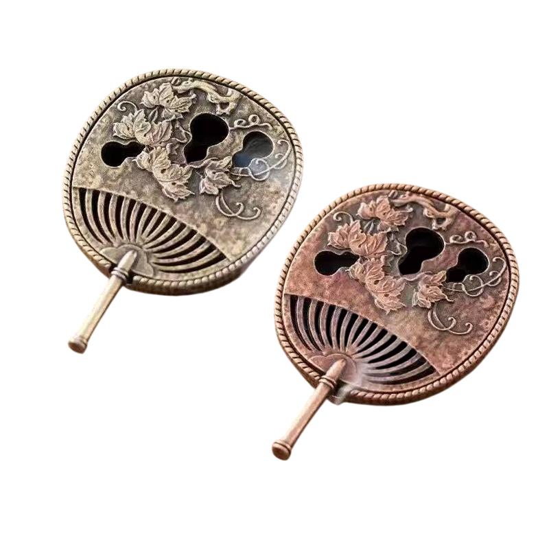 Vintage Alloy Incense Burner Stick Holder Three Legged Hollow Out Mini Sandalwood Censer Incense Burner Home Decoration