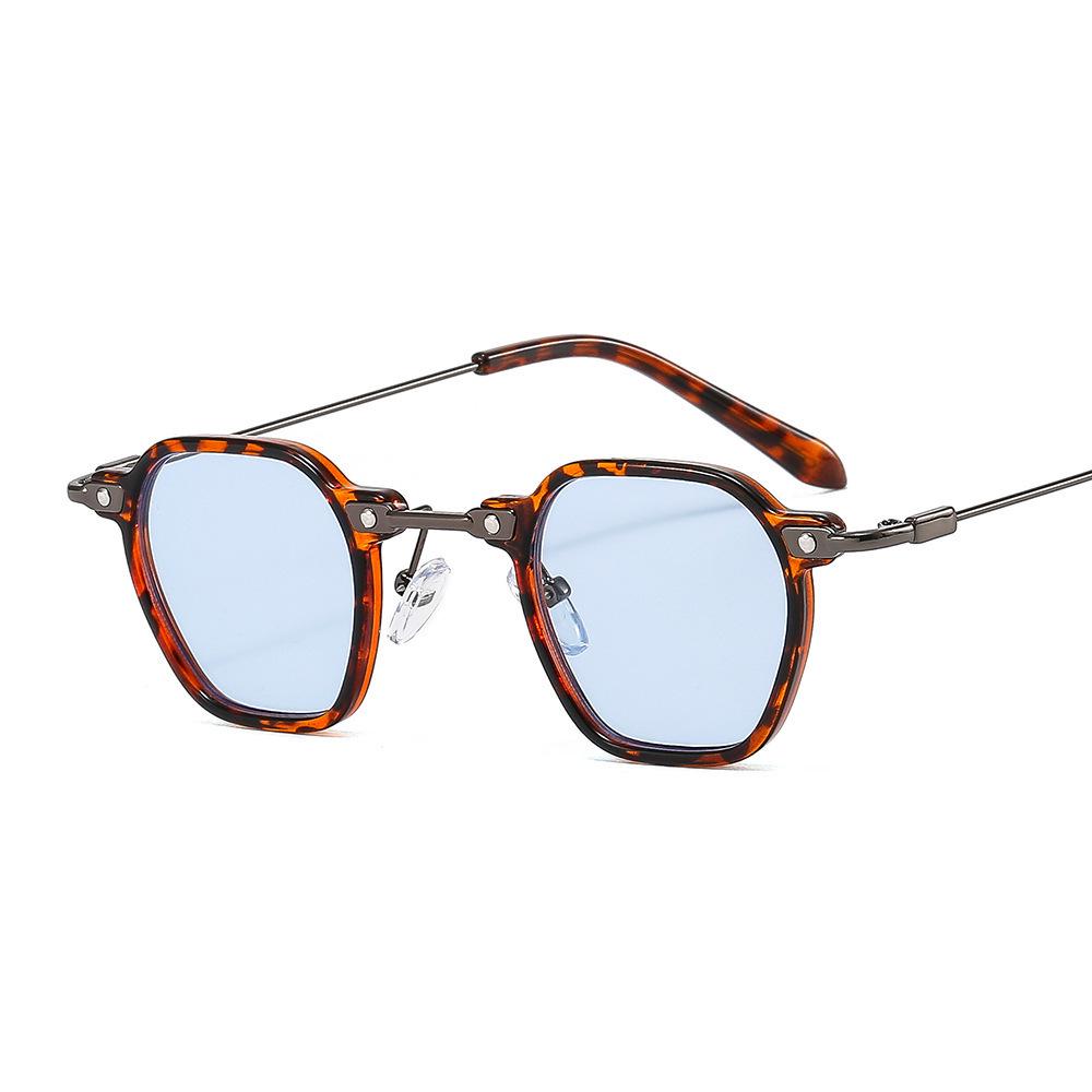 Trendy Women's Retro Round Frame Anti-UV Sunglasses