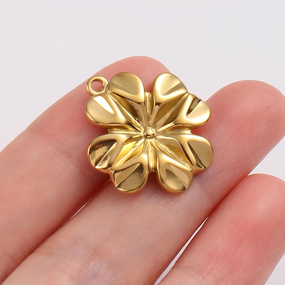 5pcs/Lot Exquisite Fashion Stainless Steel Hollow Flower Pendants For Jewelry Making Bracelets Necklace Plant Charm DIY Findings