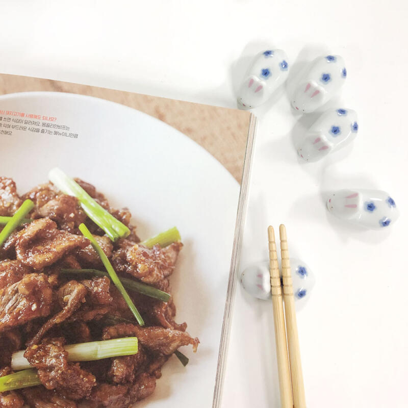 Shy Rabbit Chopstick Rest 5p Set