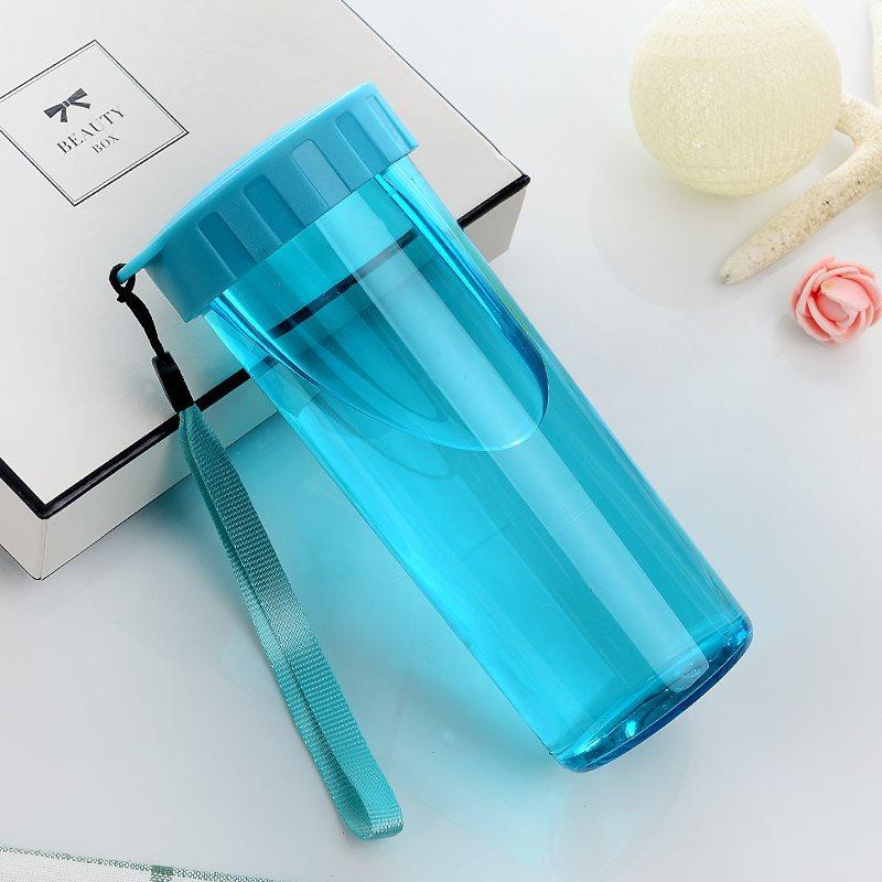 Wasserbecher, Plastikbecher, tragbar