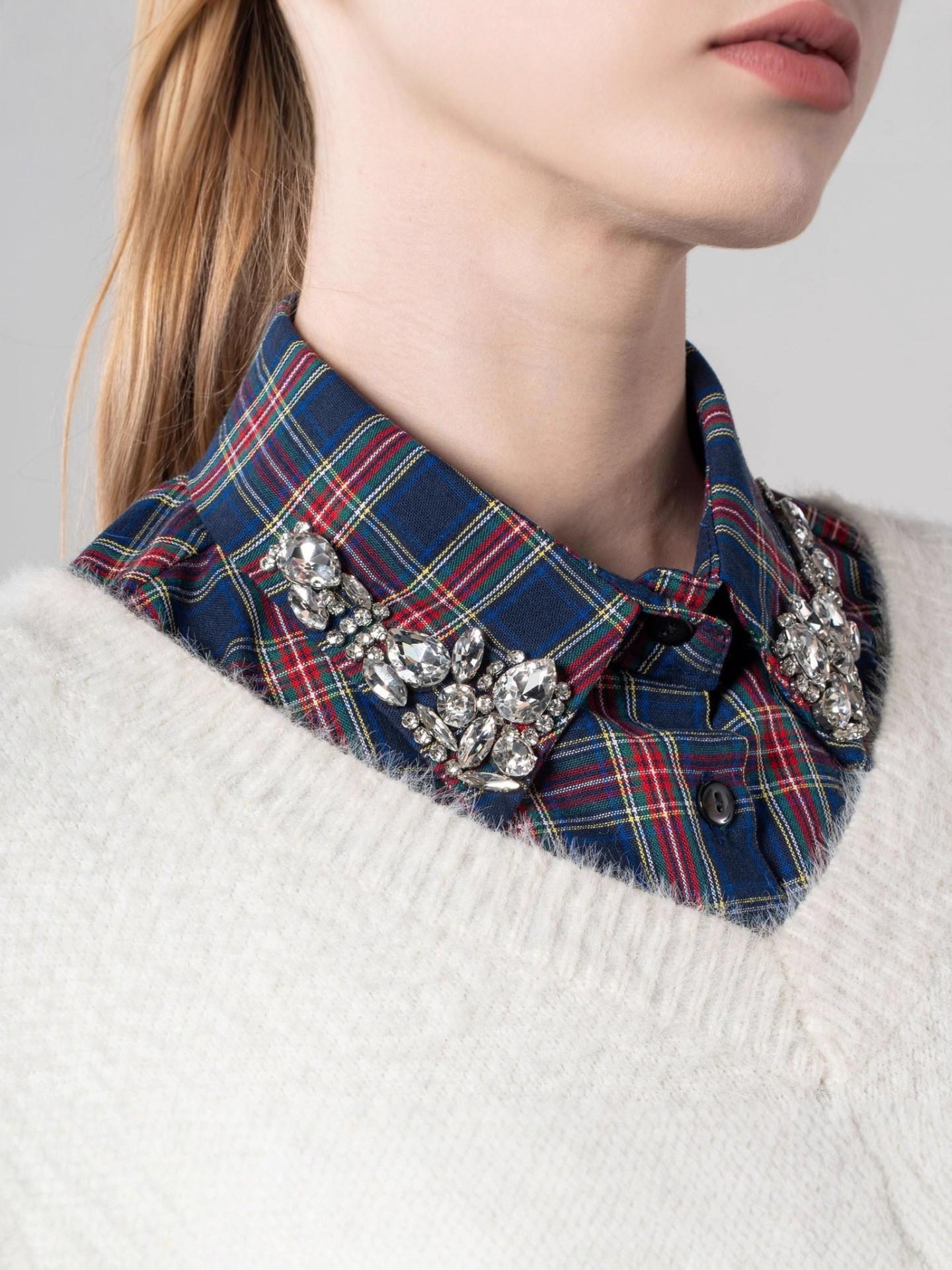 Four Seasons Women s Plum Blossom Beaded Cotton Faux Collar Shirt One Size