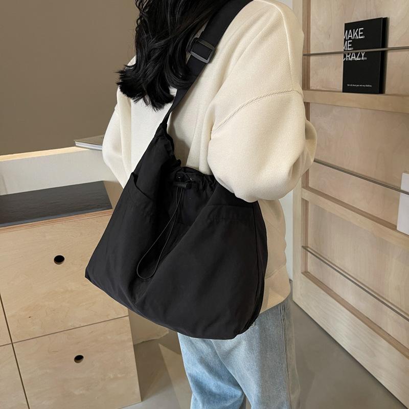 Casual Big Bag Women's 2025 New Fashion Cloth Bag Shoulder Bag Large Capacity Tote Bag for Class Commuting Crossbody Bag