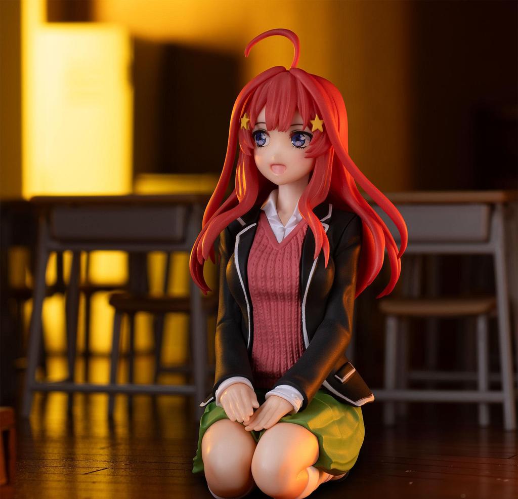 The Quintessential Chokonose Premium Nakano Satsuki Quintuplets Figure