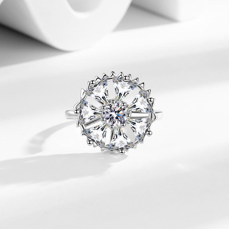 European & American Zircon Rotating Diamond Ring: Women's Unique Stress Relief Jewelry Design.