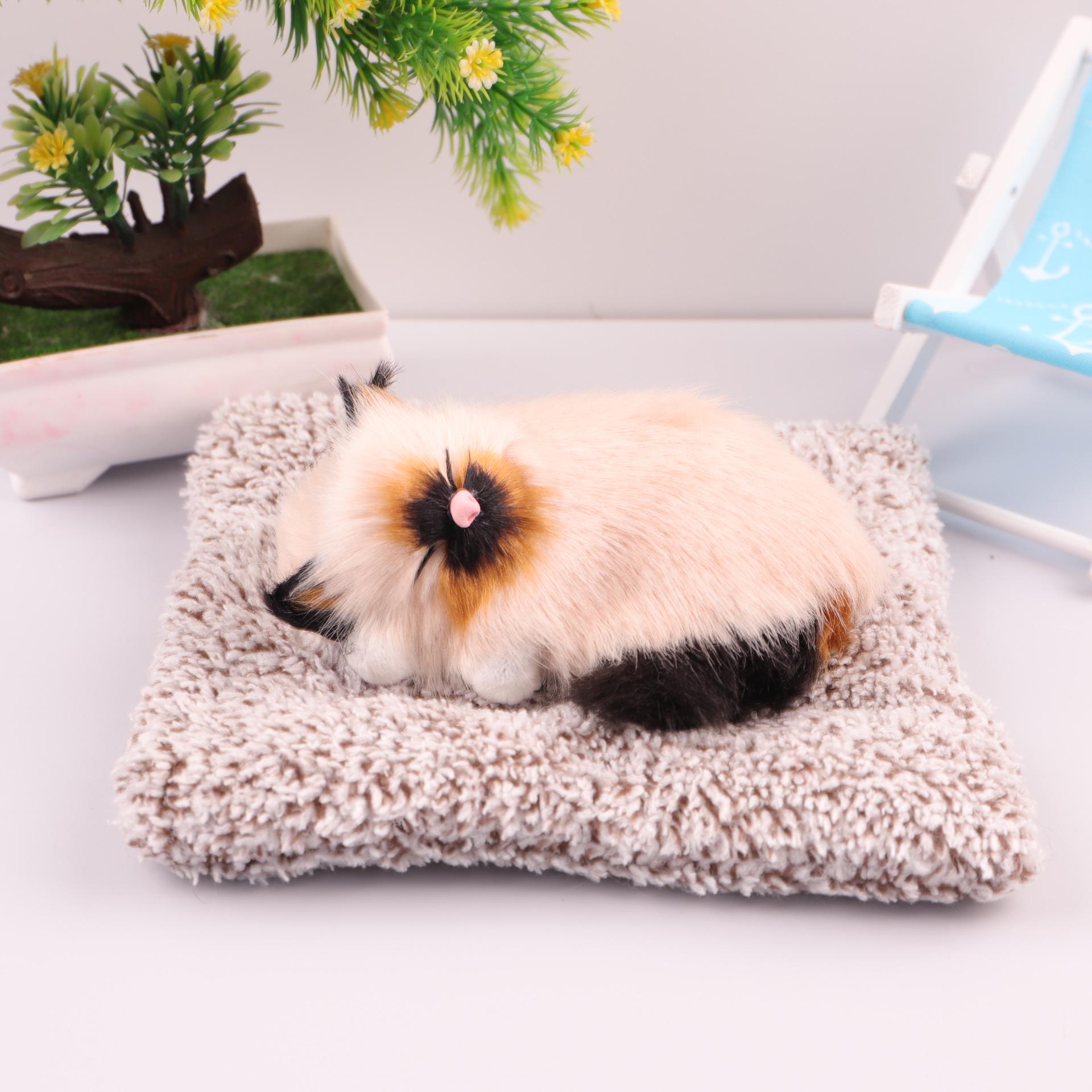 

Креативная подушечка для сна кота с бамбуковым углем: Мяукающий игрушечный котенок и украшение для машины