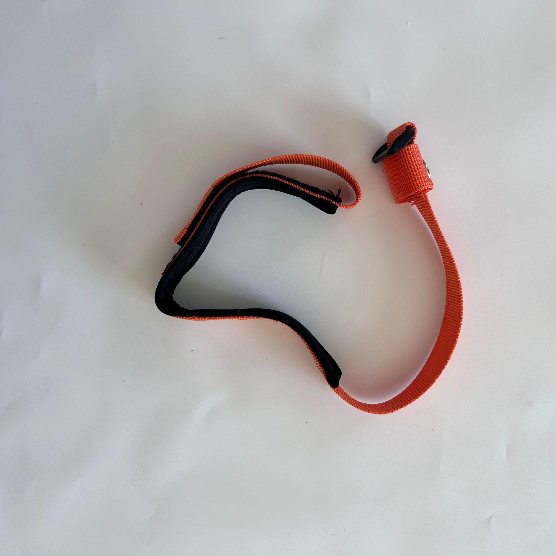 Adjustable Non-Slip Dog Leash with Wrist Strap – Available in Multiple Colors