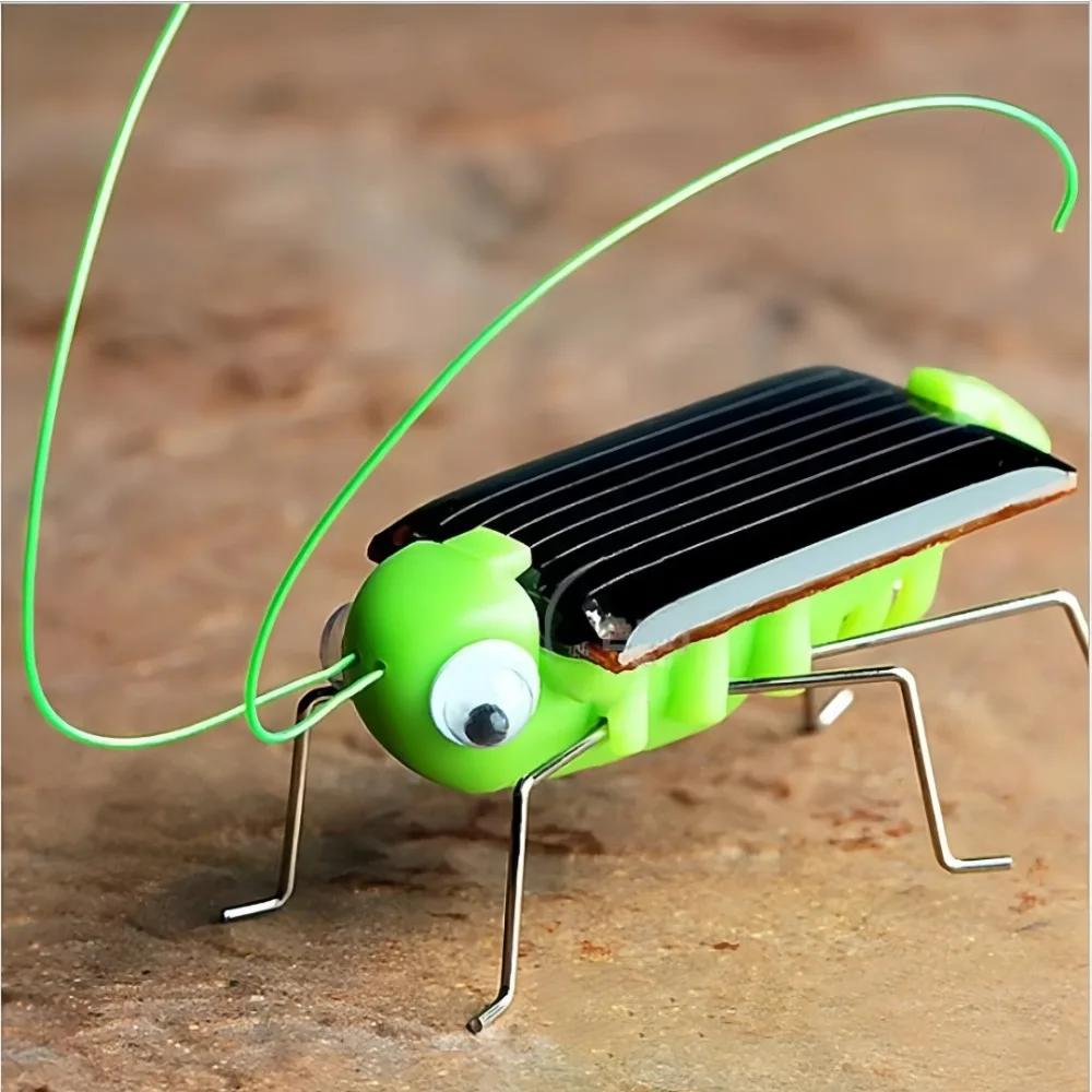 Solar Powered Grasshopper A Small Technological Creation A Fun Prankeducational Gift For Children'S Intelligence Enlightenment