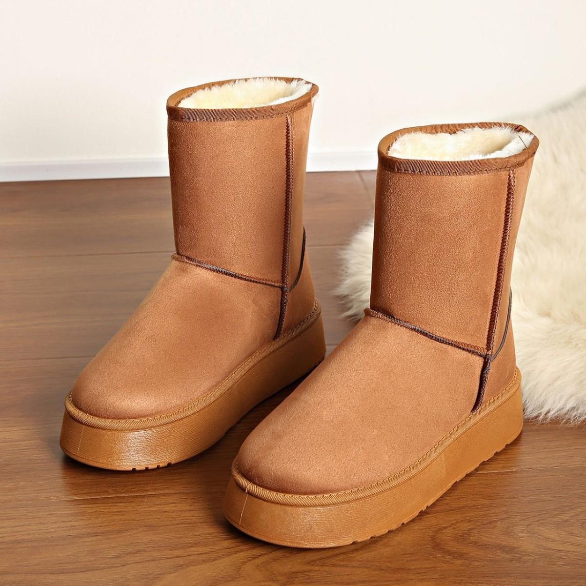 

Snow boots female students winter Korean version fashion medium tube women s boots Northeast warm cotton shoes velvet thickened short boots 36 чорний