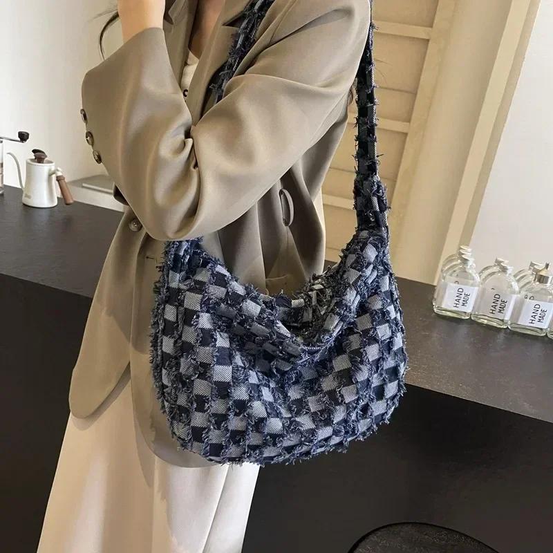 Large Capacity Women's Crossbody Bags Versatile Shoulder Bags Soft Commuter Designer Bag Denim Zipper