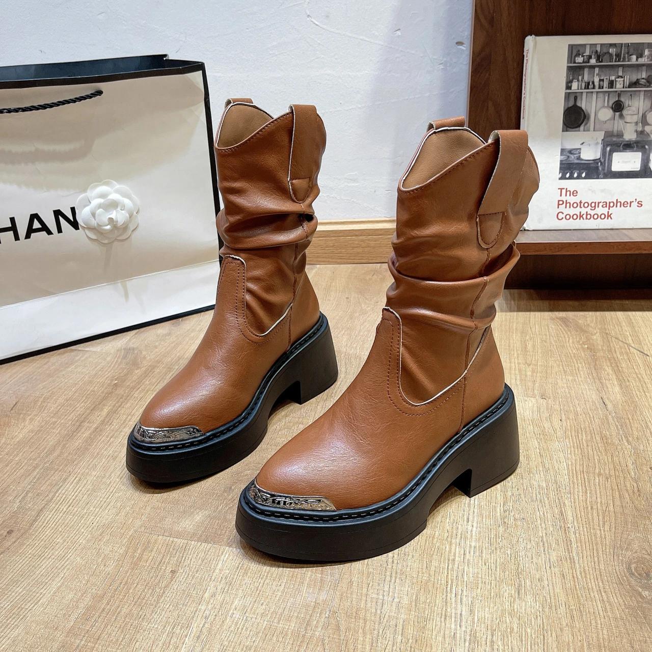 

Женские ботильоны на платформе, массивные кожаные туфли, женская обувь класса люкс 2025 года, зимние ботинки челси в стиле готики, панка, мотоцикла, ботинки женские 40 темно-коричневого