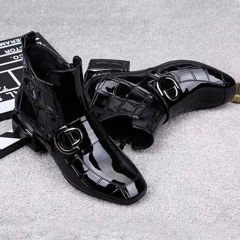 Fashion New Lacquer Leather Short Boots Women New Four Seasons British Fashion Plush Comfort Boots Outdoor Walking Casual Shoes