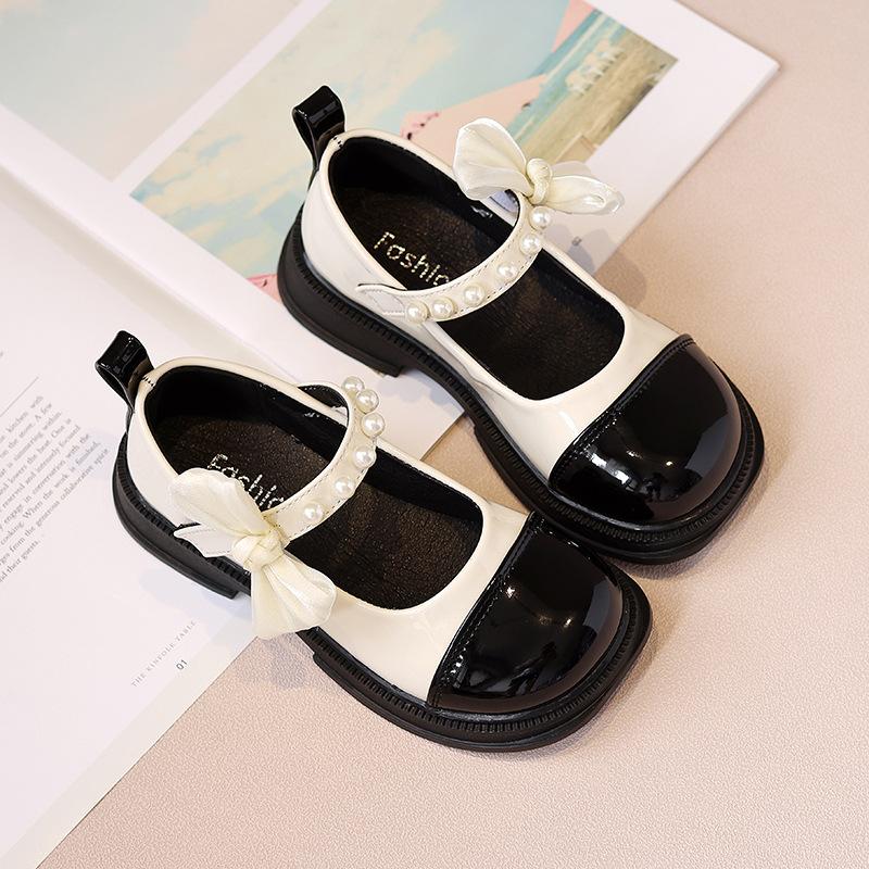 

Мягкая подошва студенческих одинарных туфель весна и осень 28