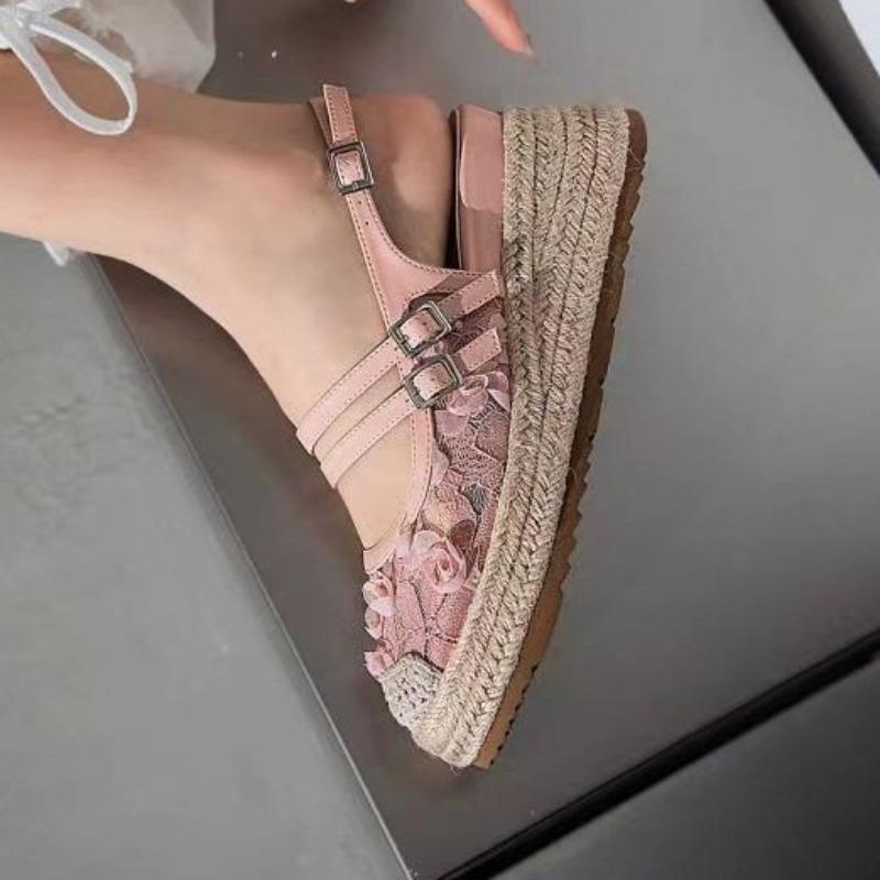 Fashion 2025 New Summer Ballet Lace Floral Sandals Women's Perforated Closed Toe Platform Fashion Embroidery Belt Buckle Wedge Sandals