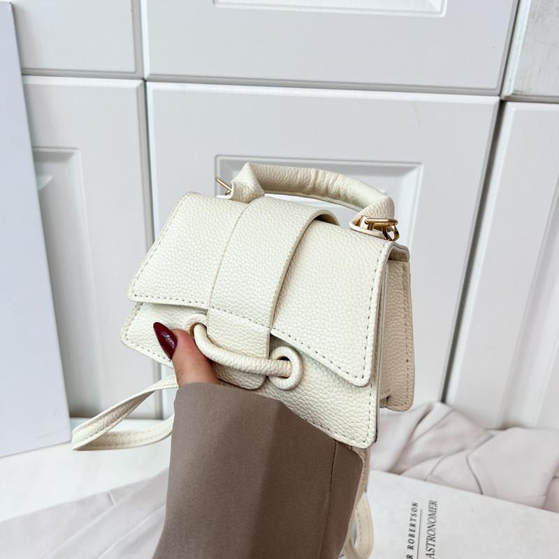 Stylish Pu Leather Shoulder Bag For Women Small Square Bag With Flap Cover Design