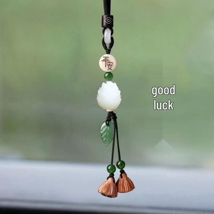 Sandalwood Little Deer Car Charm: Gourd Ornament for Rearview Mirror