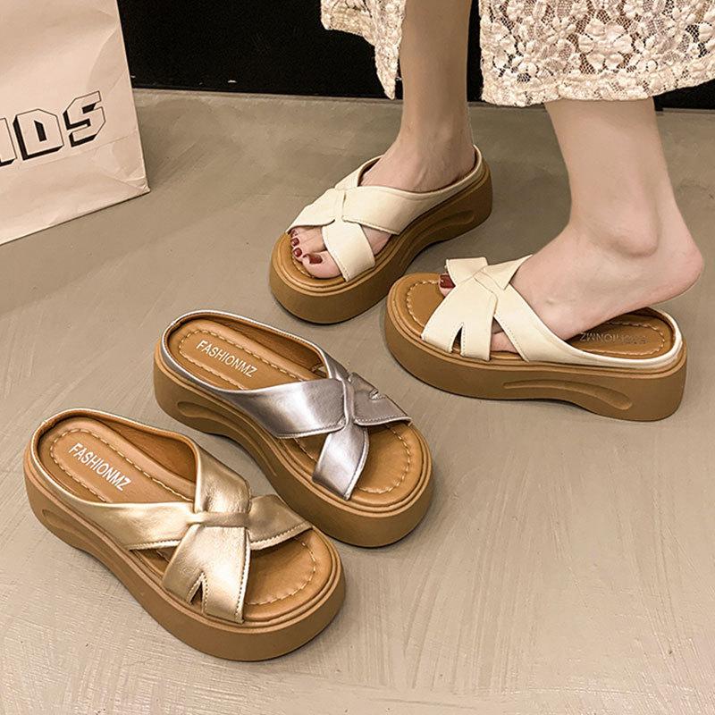 Sponge Cake and Shit-stepping Slippers Female Summer Wear 2025 New with Skirt Fairy Wind Open Toe One-word Drag