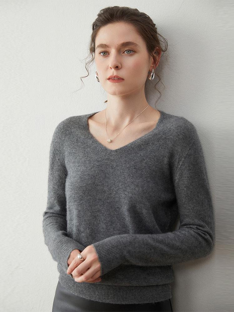 Women's V-Neck Loose Cashmere Sweater, Warm Knitted Pullover, Solid Color, Versatile & Trendy.