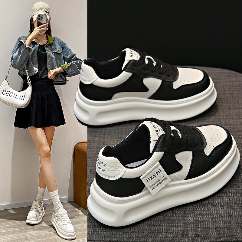 Small Thick-soled Soft Leather Board Shoes for Women's 2025 Spring New Height-increasing Casual Versatile Muffin-soled White Shoes 2388