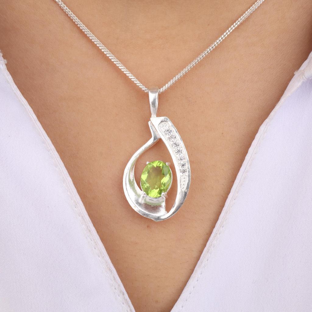 Peridot Gemstone 925 Sterling Silver Jewelry Pretty Zircon Pendant 1.4" Thanksgiving Gift For Her CZP-16-3