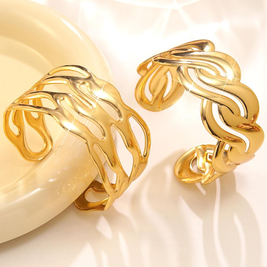 Fashionable Ladies' Oil-dripping Stainless Steel Open Bracelet, Versatile Stainless Steel Bracelet Factory