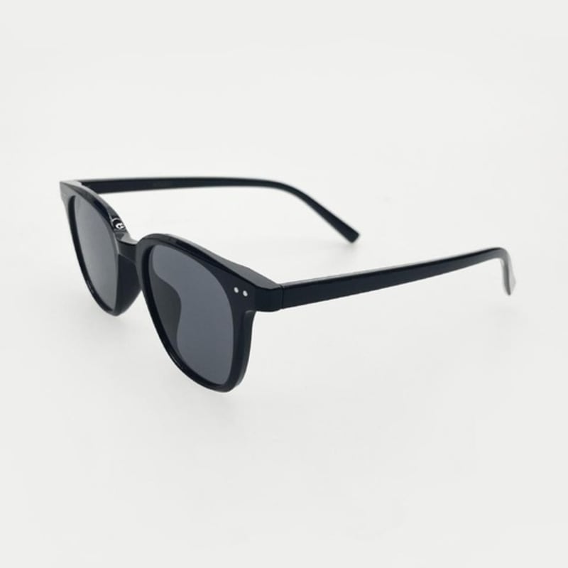 KOLEAT WOMEN Layered Horn-Rimmed Plain All-Black UV Protection Sunglasses [TMGBK]