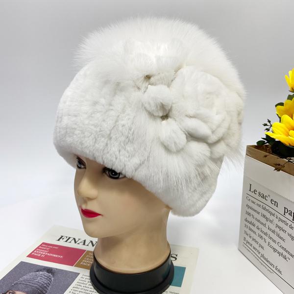 

Новый стиль, шапка из меха кролика рекс, женская зимняя вязаная пушистая уличная зимняя шапка в цветочную полоску, женская теплая шапка из лисьего меха Free