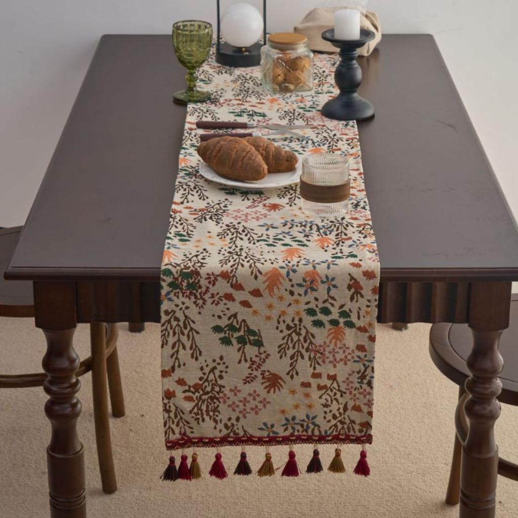 Jacquard Tassel Table Runner Long Strip Thick Wear-resistant Retro Countryside Home Kitchen Restaurant Decoration Table Runner