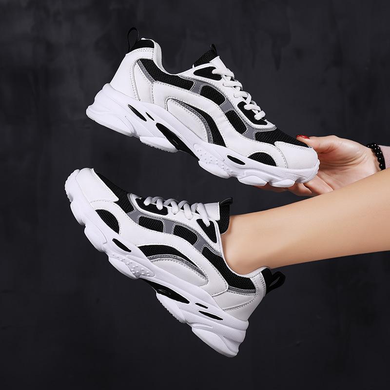 Platform Shoes Dad Shoes Mesh Breathable Running Shoes Soft Sole Lightweight Inner Height Increase Casual Travel Shoes Autumn