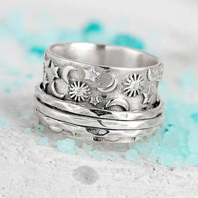 Huitan Caved Sun Moon Star Finger Ring dla kobiet Retro szerokie pierścionki Hip Hop styl boho akcesoria dziewczęce wyjątkowa damska biżuteria