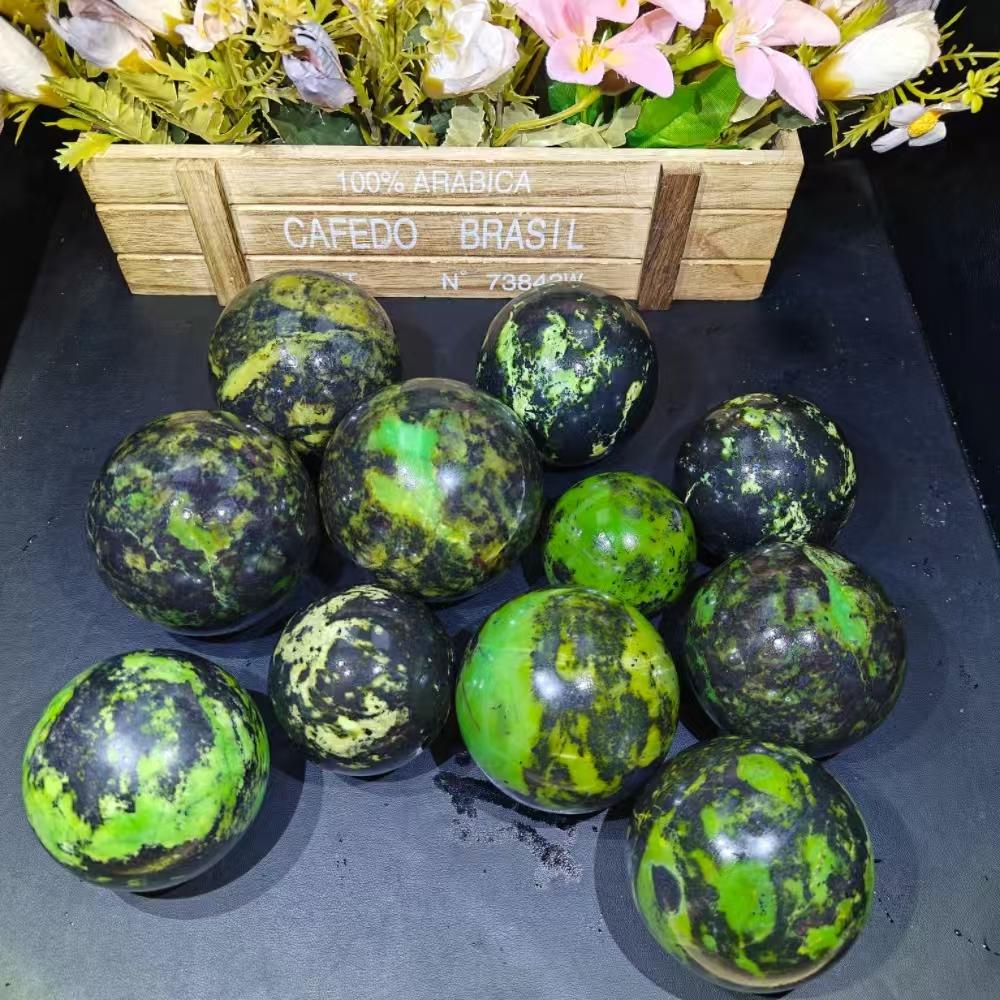 Price Hand Carved Balls Healing Stone Natural Green Opal Sphere Shape Carving Fashion Trend Crystals for Gifts about 6-7 cm