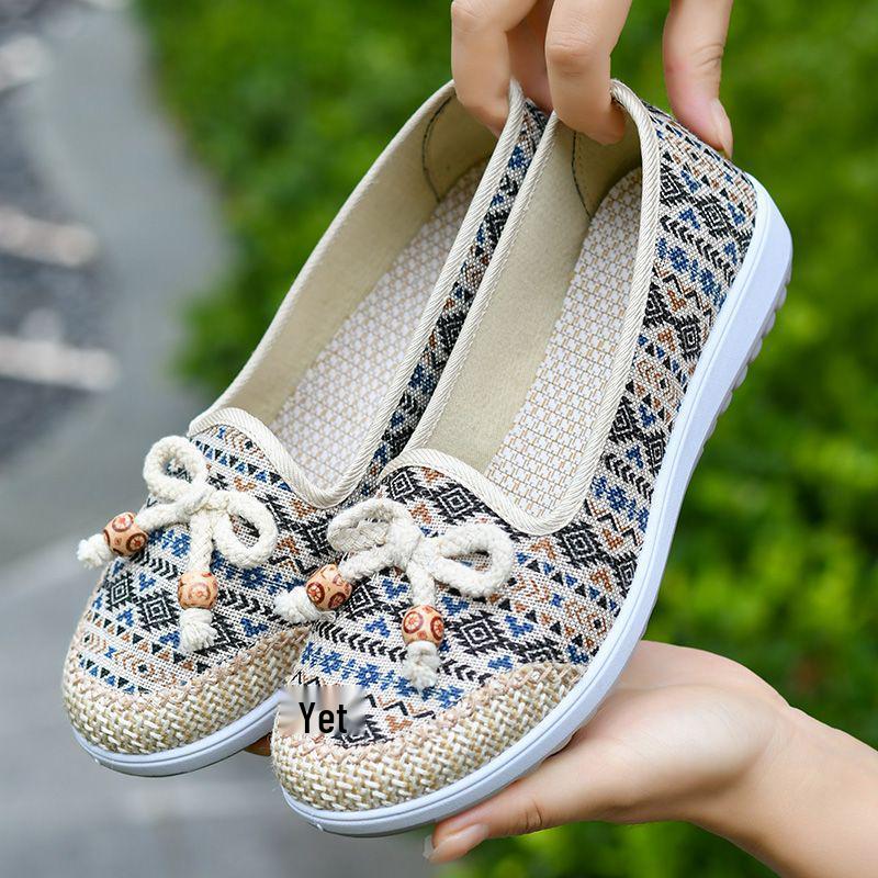 Spring-Autumn Women's Breathable Lightweight Low-Cut Non-Slip Flat Shoes for Middle-Aged & Elderly