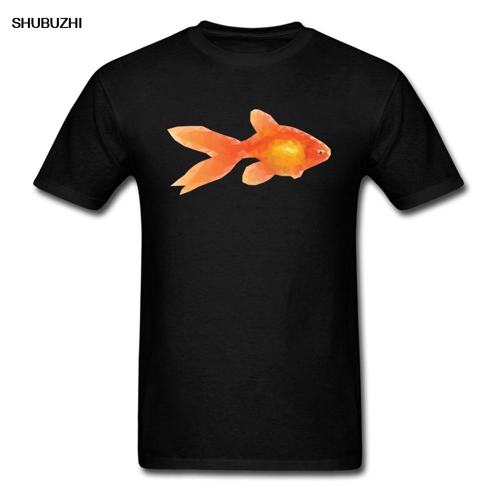 Einzigartiges Herren T-Shirt Baumwoll-T-Shirt Goldfisch-Aufdruck Oberteile Glückliches Geometrisches Design Kleidung Rundhals
