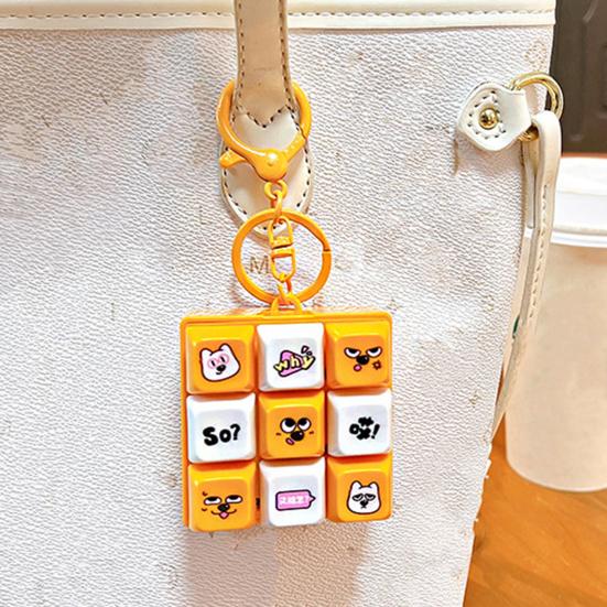 Keychain Pendant Stress Relief Fidget Toy with Metal Hanging Buckle Funny Emoticons Sound Decompression Button Key Chain