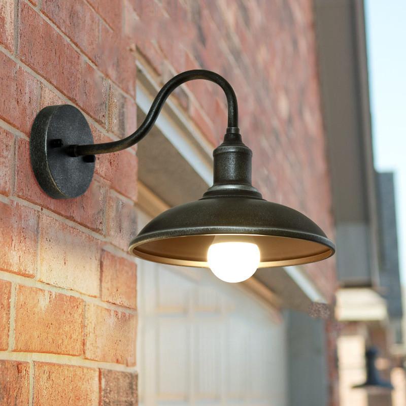 Vintage American Loft Wall Lamp With Iron Shade For Bar And Corridor Decor