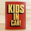KIDS IN CAR! Kids Insignals Magnet 12x9cm Retro Vintage Vintage Classic (Red)