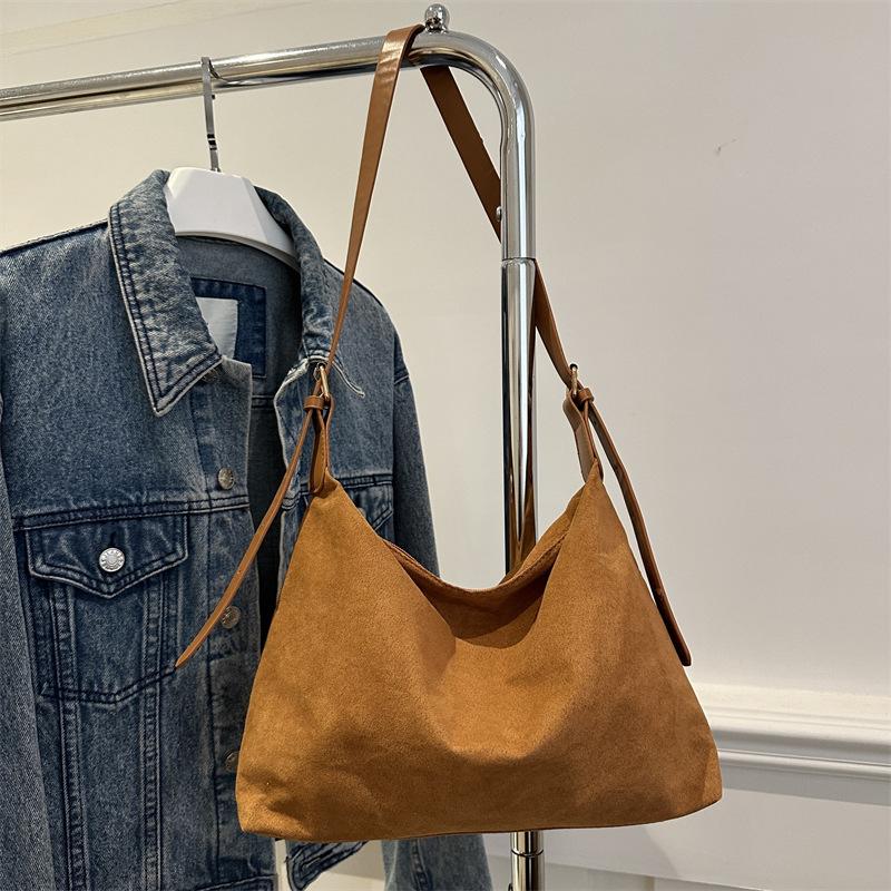 Simple Commuter Shoulder Tote Bag, New Foreign Style Solid Color Large Capacity Messenger Bag, Fashionable Niche Design Women's Bag