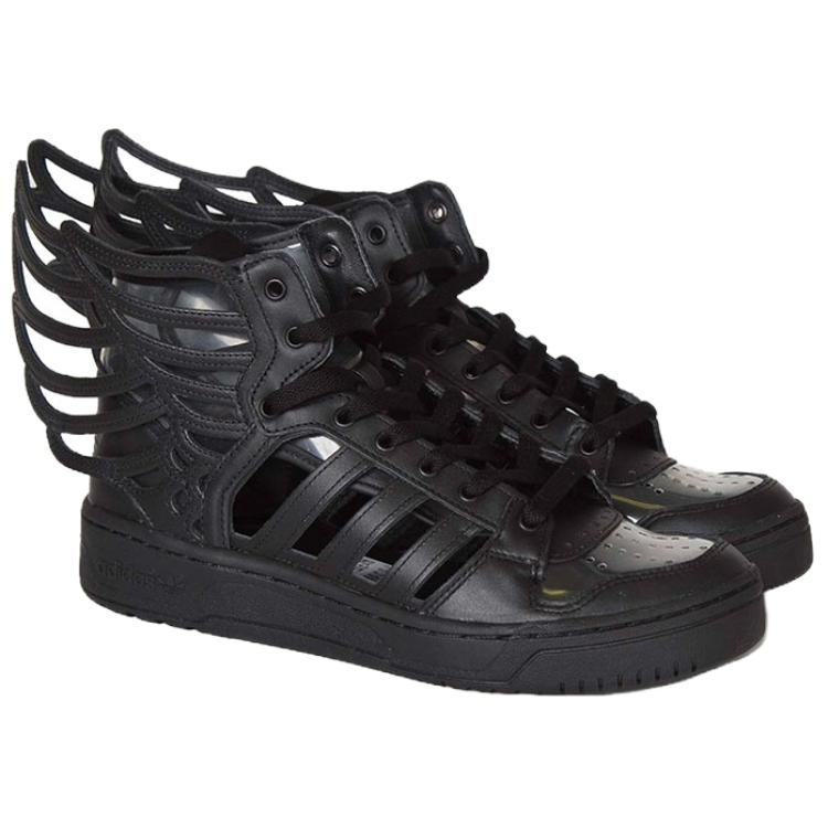 adidas JS Wings 2.0 Sneakers Unisex con Ritagli Nero Core-Black B26273